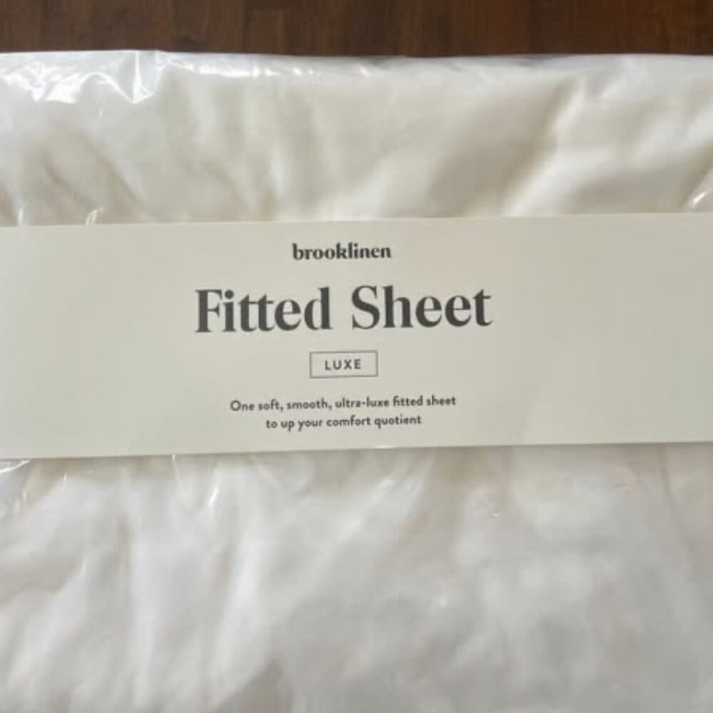 New Brooklinen Queen Luxe Sateen White Fitted Sheet